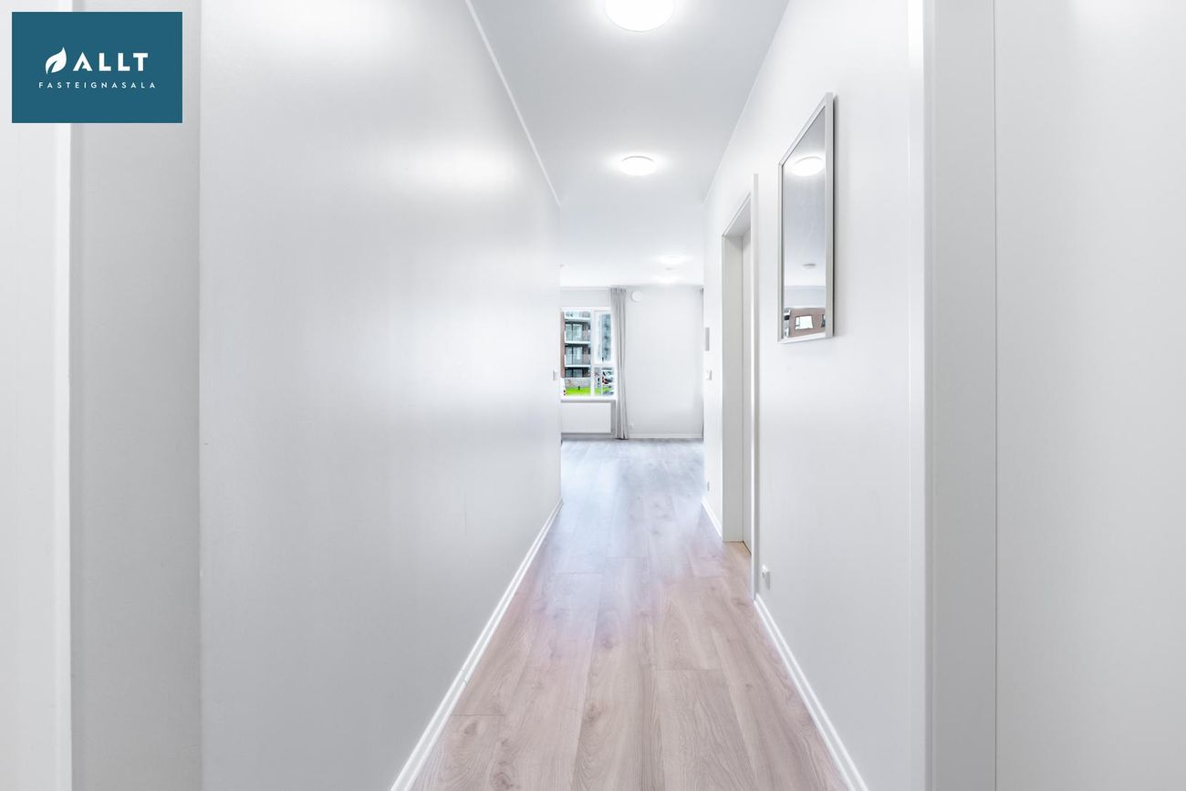 Hringhamar 35, 221 Hafnarfjörður