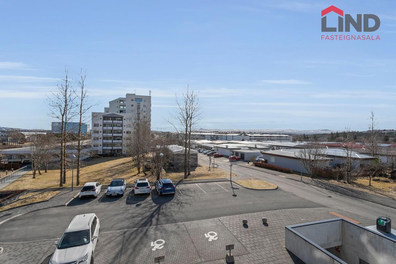 Hraunbær 103A, 110 Reykjavík