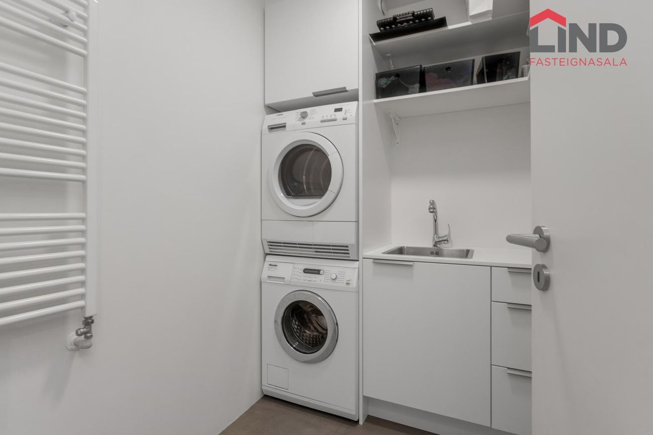 Hafnarbraut 12F, 200 Kópavogur