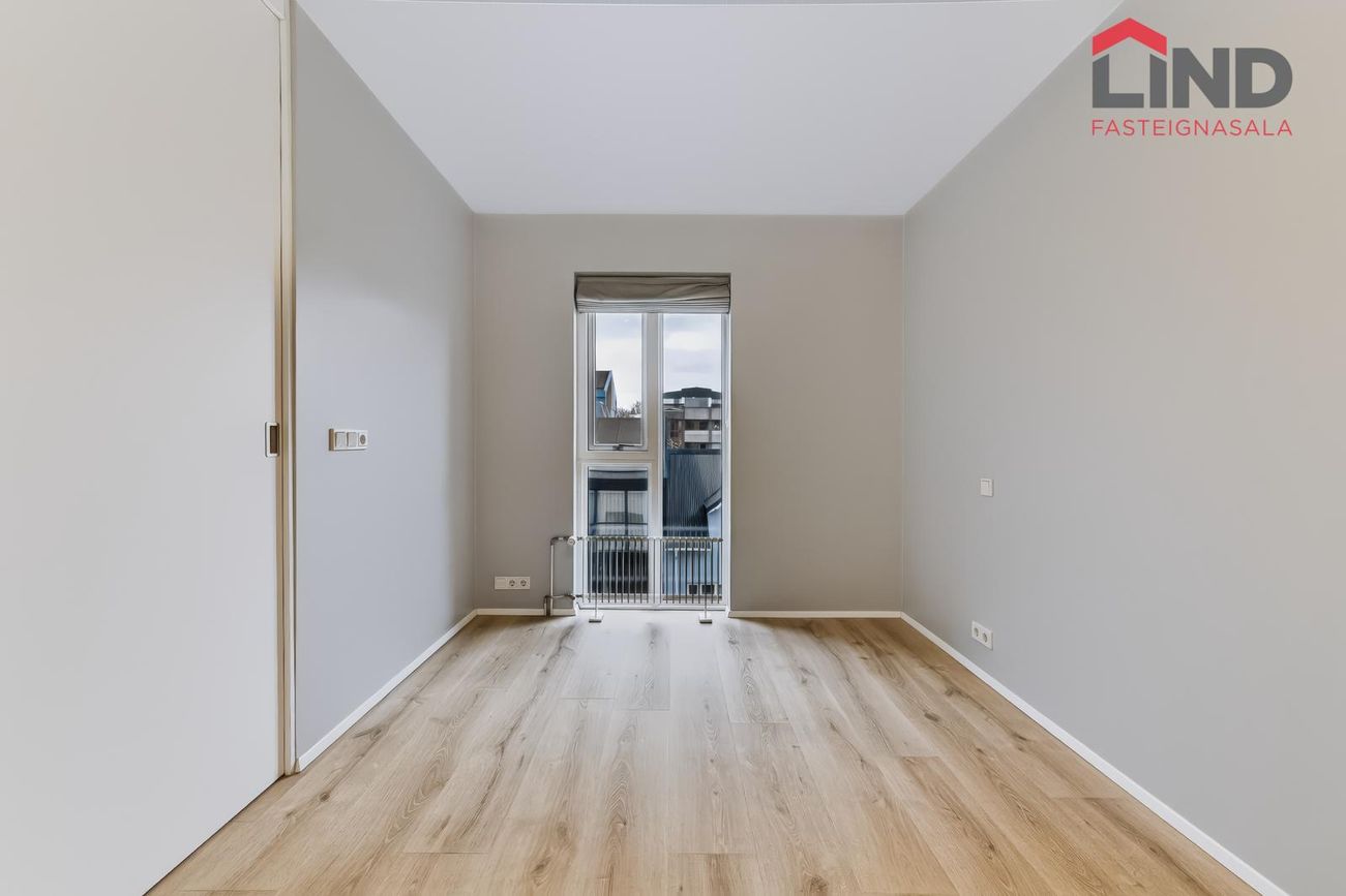 Hverfisgata 85, 101 Reykjavík