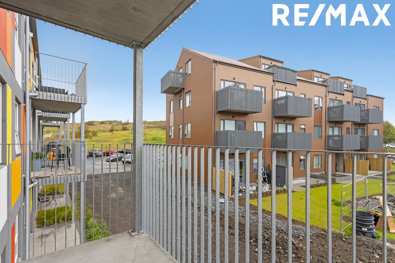 Jöfursbás 11B, 112 Reykjavík