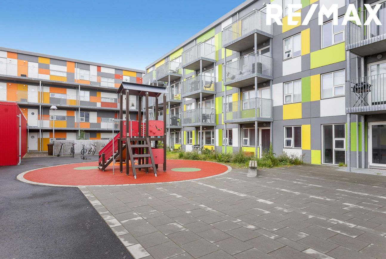 Jöfursbás 11B, 112 Reykjavík