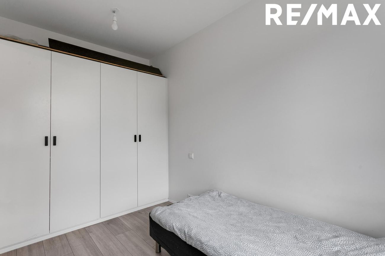 Jöfursbás 11B, 112 Reykjavík