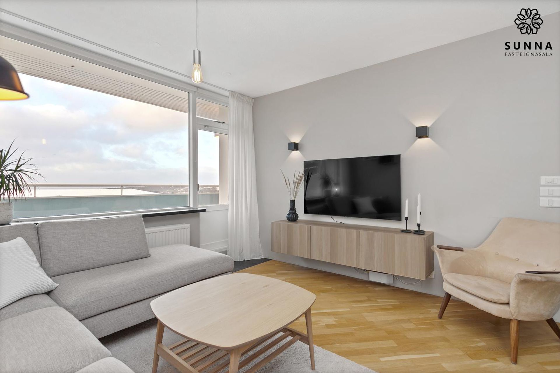 Ástún 10, 200 Kópavogur