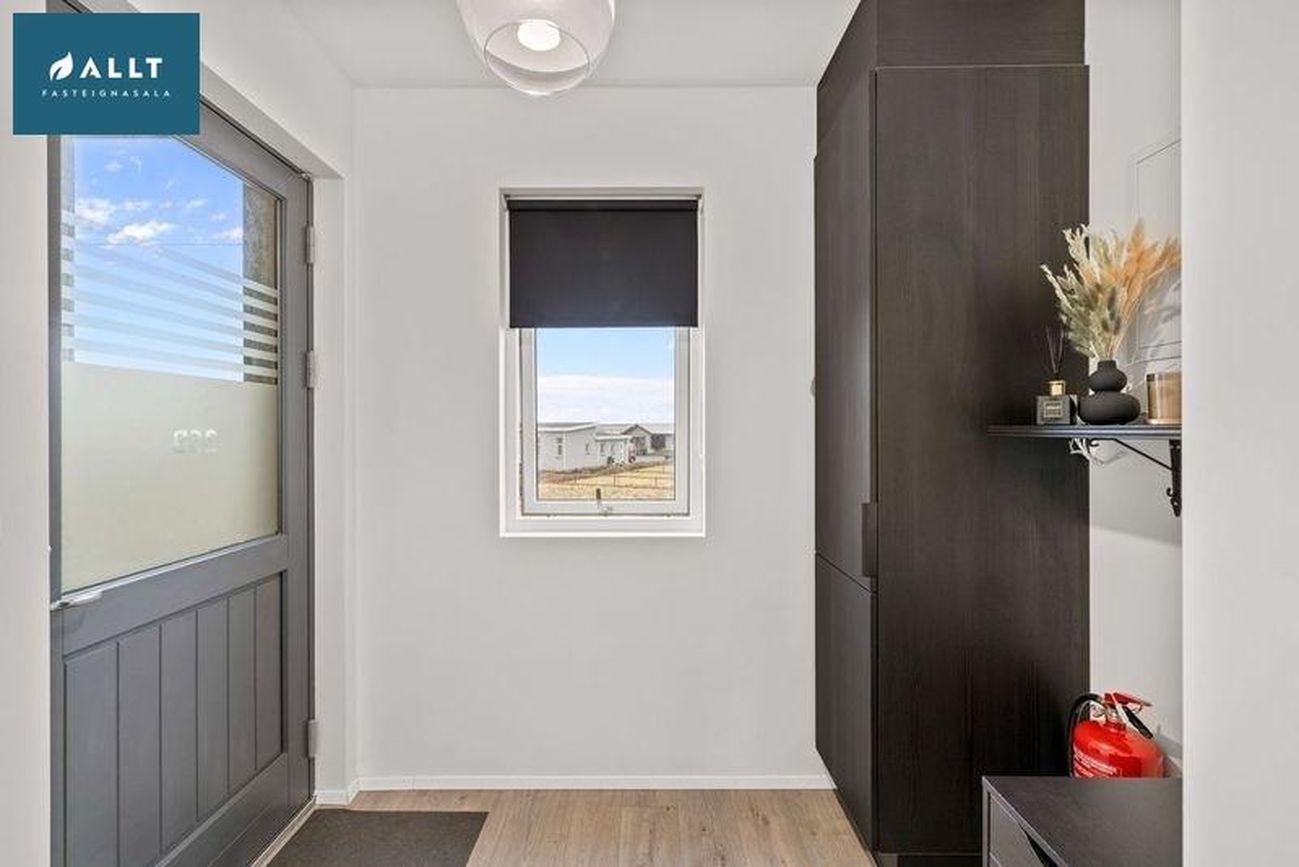 Bjarkardalur 26B, 260 Reykjanesbær