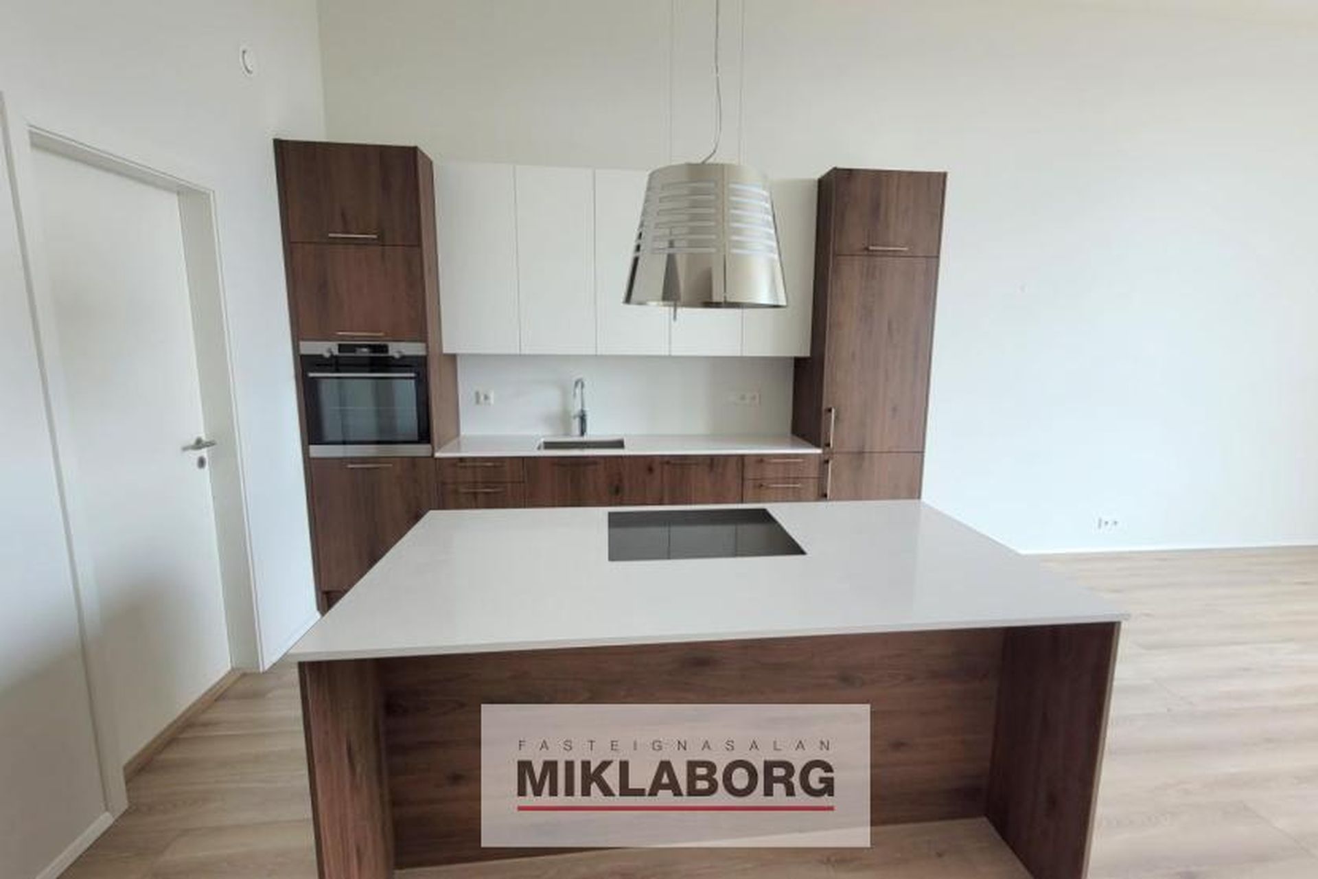 Skógarvegur 6, 103 Reykjavík