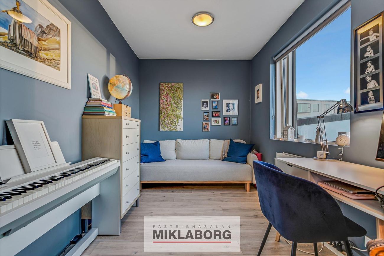Miðbraut 24, 170 Seltjarnarnes
