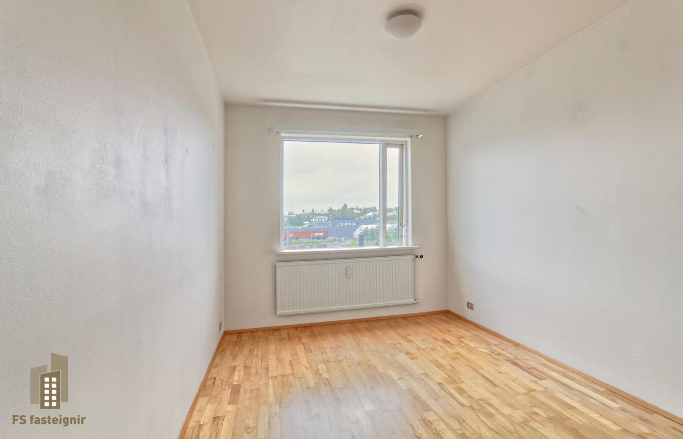 Skarðshlíð 4, 603 Akureyri