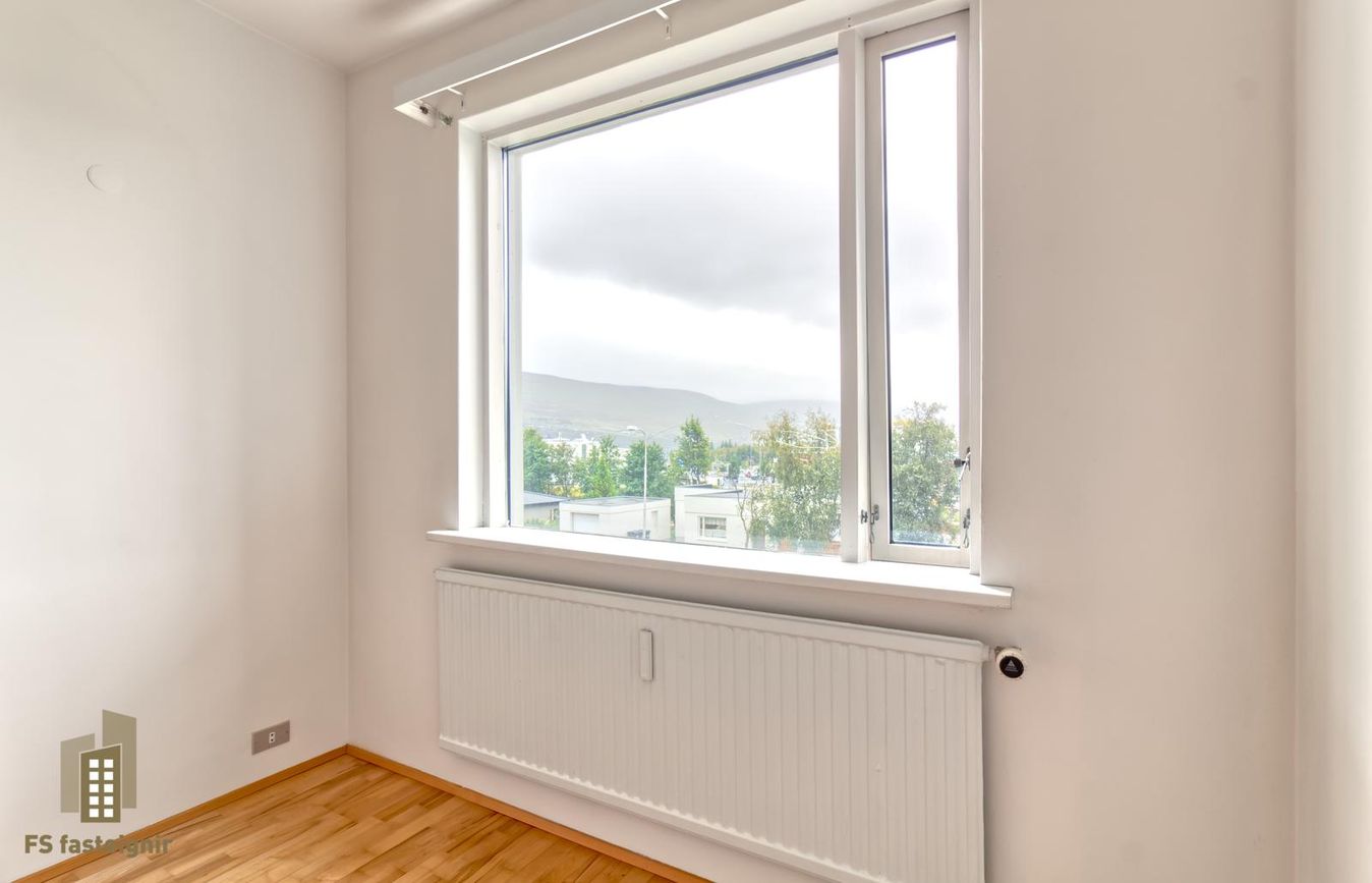 Skarðshlíð 4, 603 Akureyri