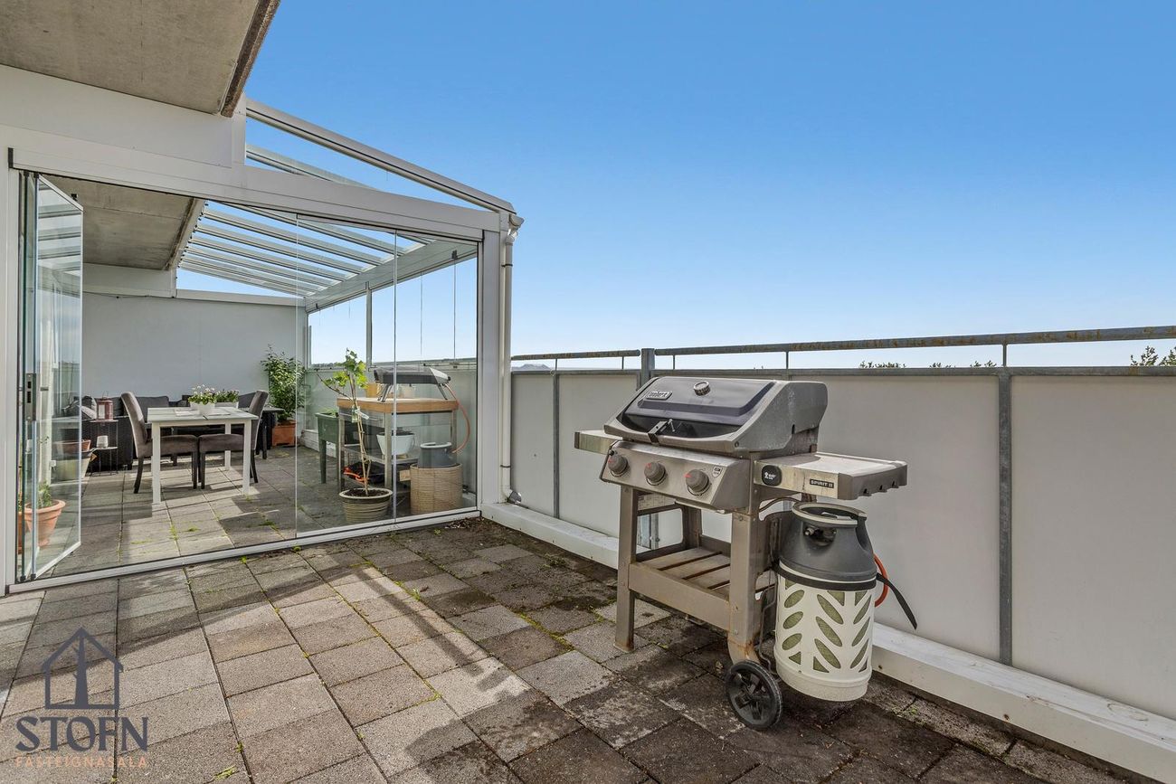 Flatahraun 1, 220 Hafnarfjörður