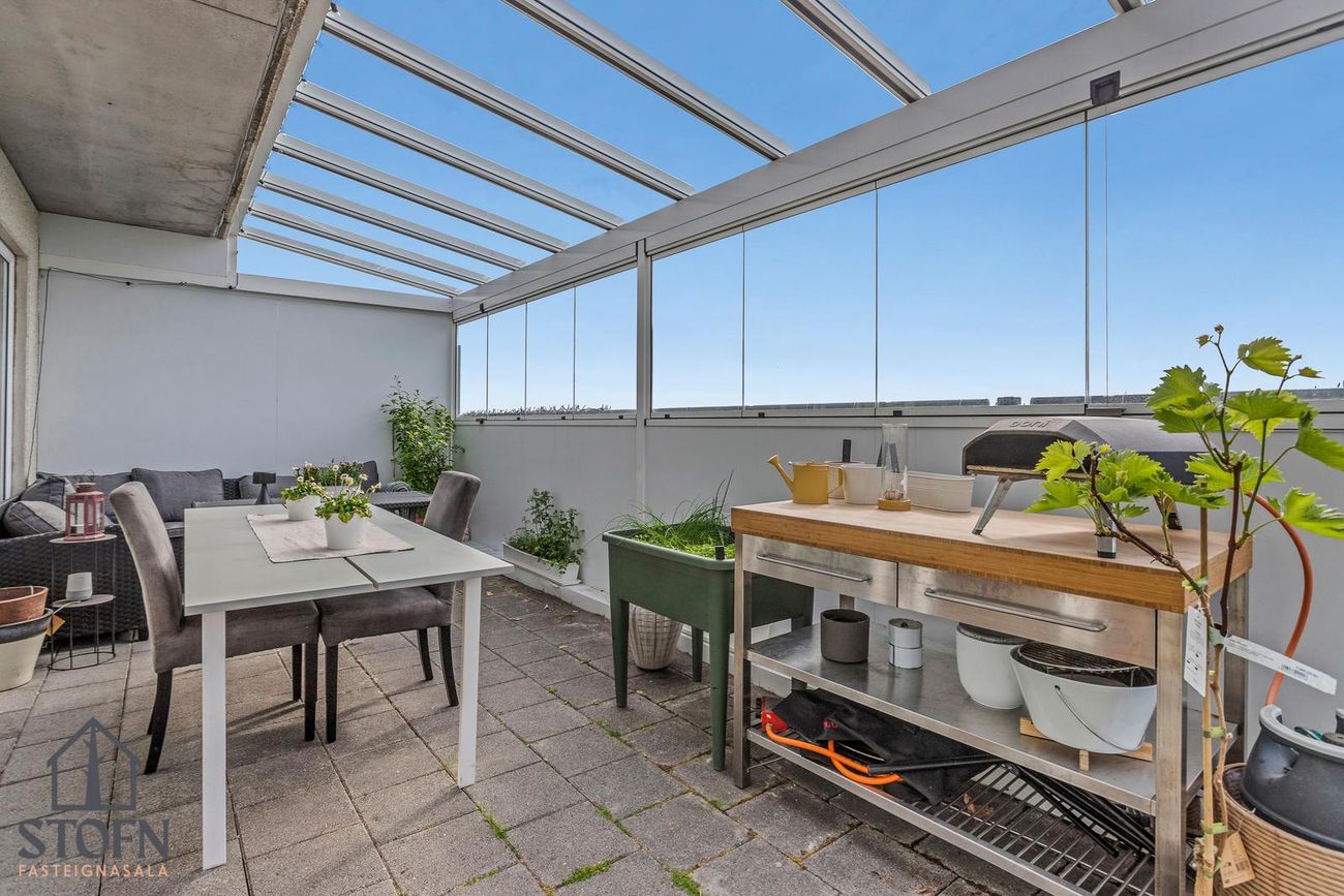 Flatahraun 1, 220 Hafnarfjörður