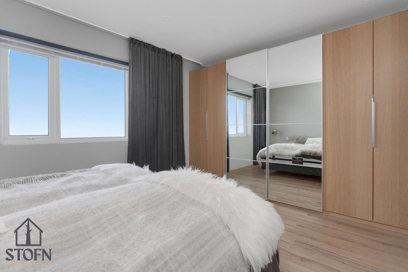 Flatahraun 1, 220 Hafnarfjörður