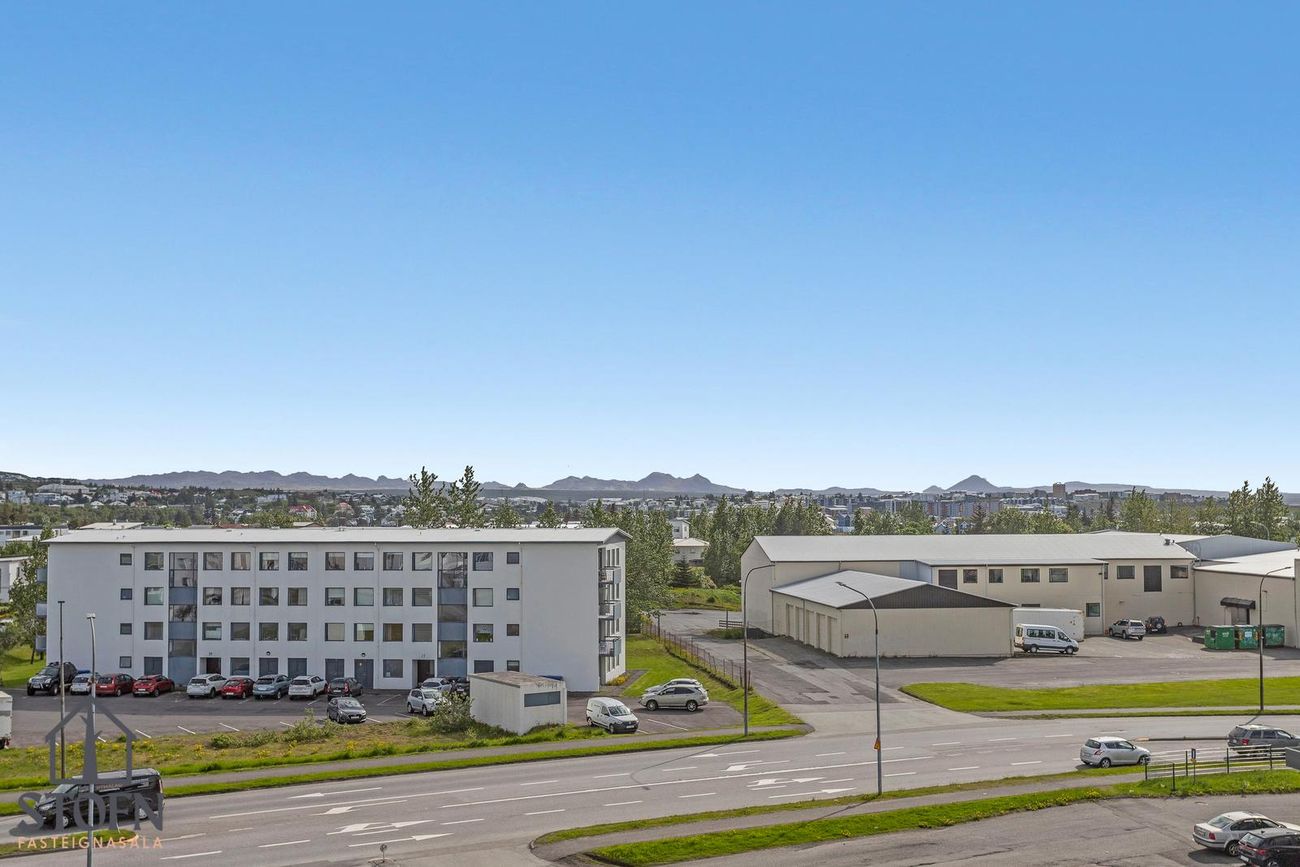 Flatahraun 1, 220 Hafnarfjörður