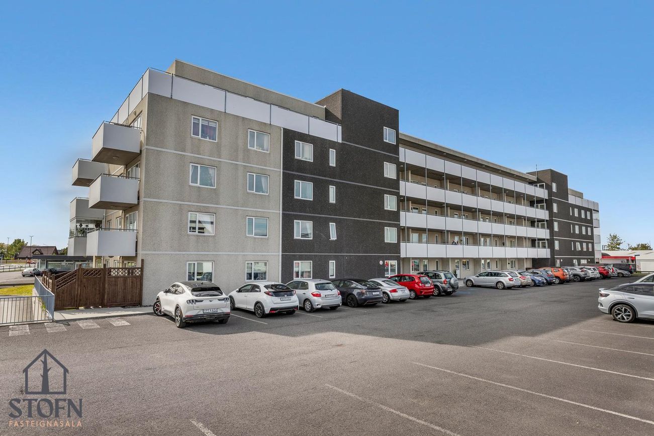 Flatahraun 1, 220 Hafnarfjörður
