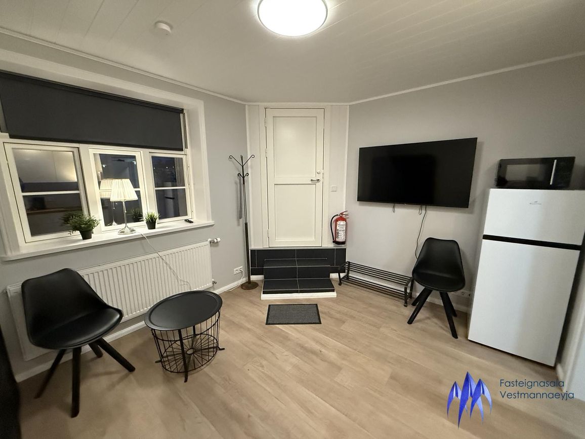Vestmannabraut 33, 900 Vestmannaeyjabær