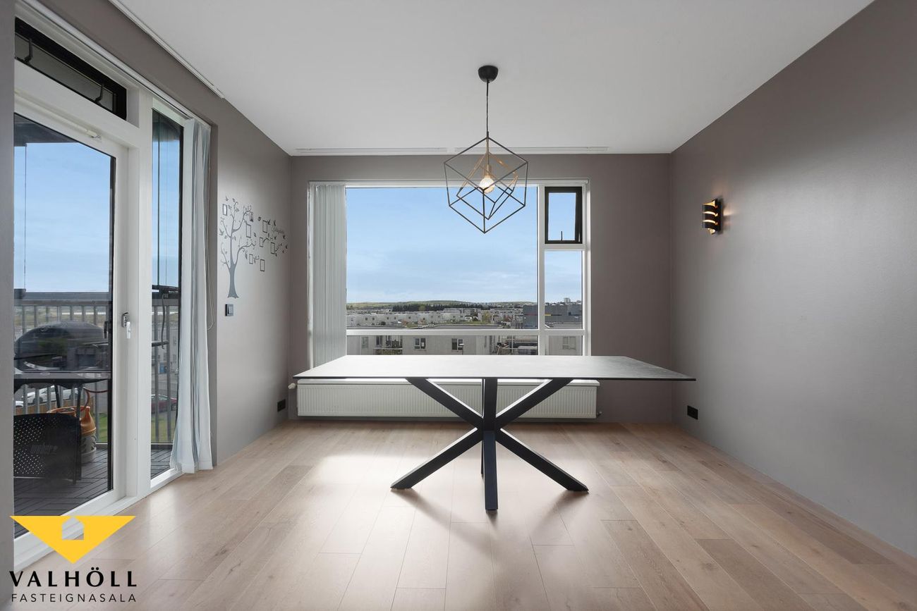 Helluvað 15 - 0301, 110 Reykjavík