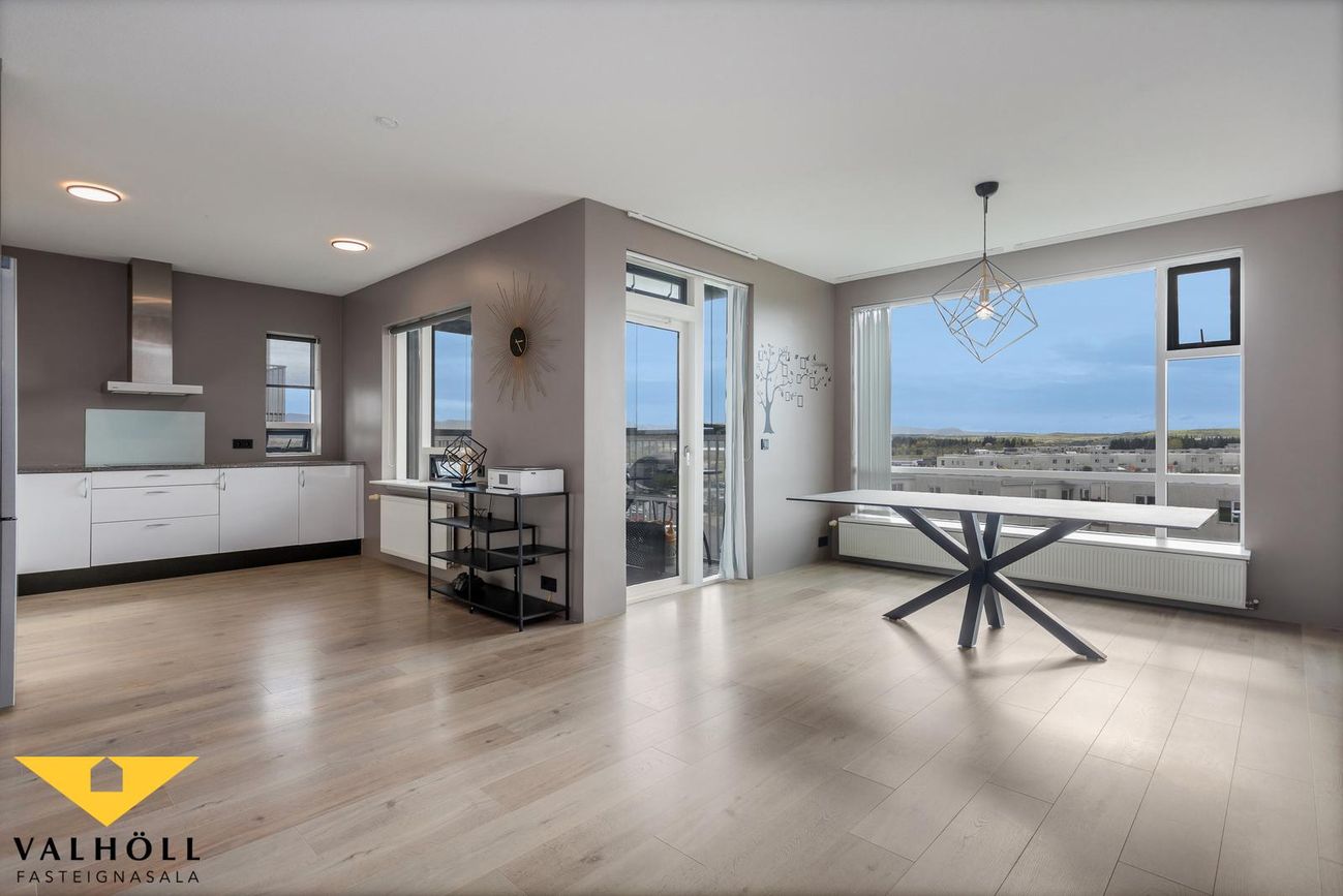 Helluvað 15 - 0301, 110 Reykjavík