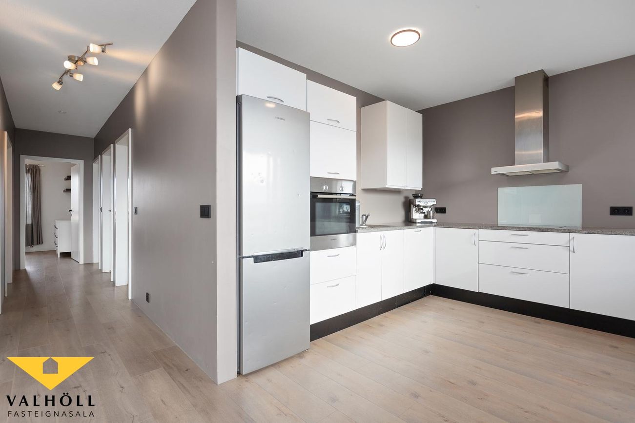 Helluvað 15 - 0301, 110 Reykjavík