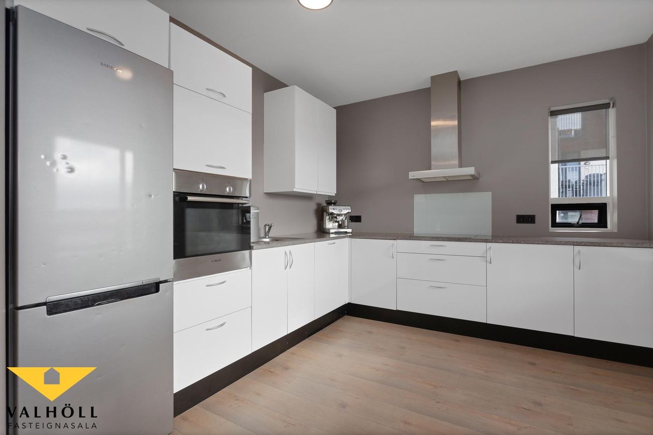 Helluvað 15 - 0301, 110 Reykjavík