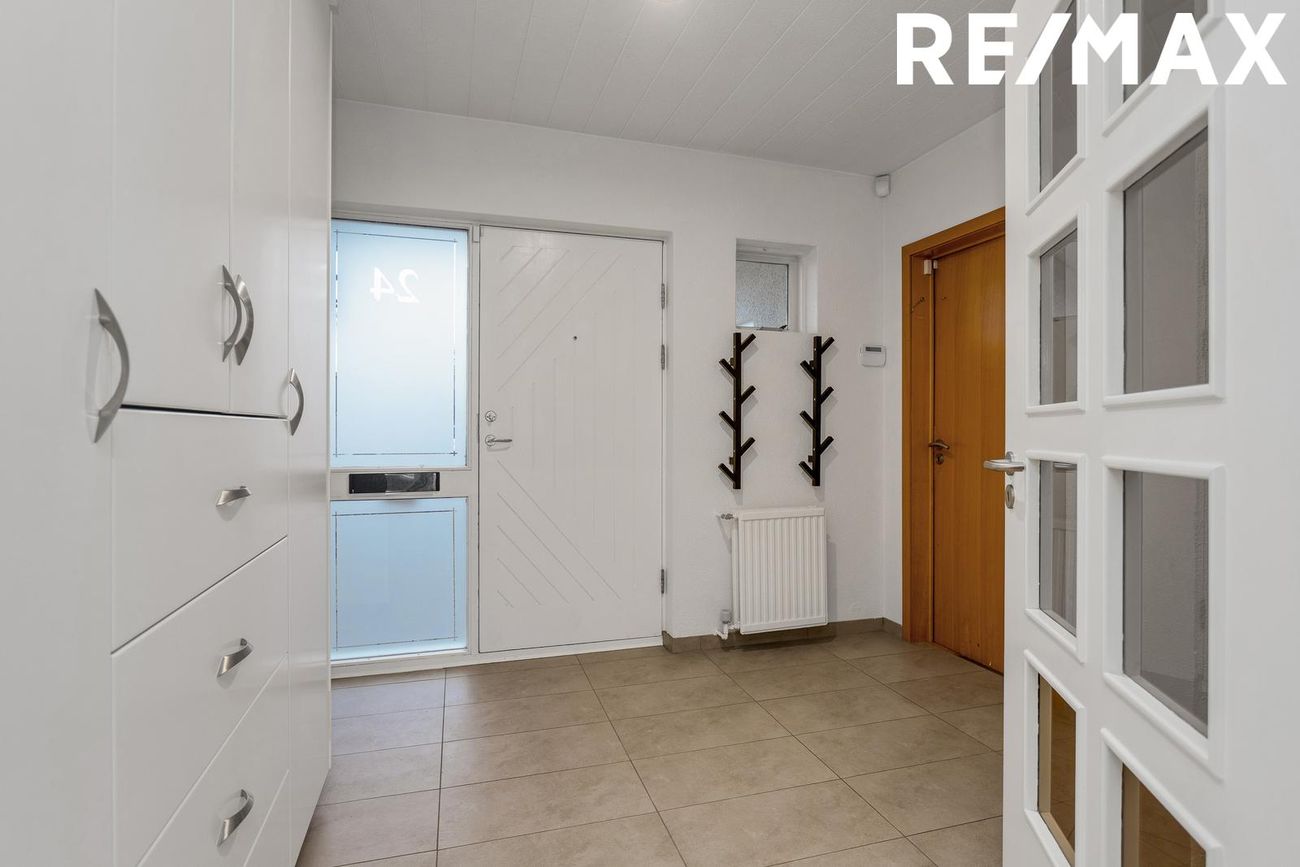 Dverghamrar 24, 112 Reykjavík