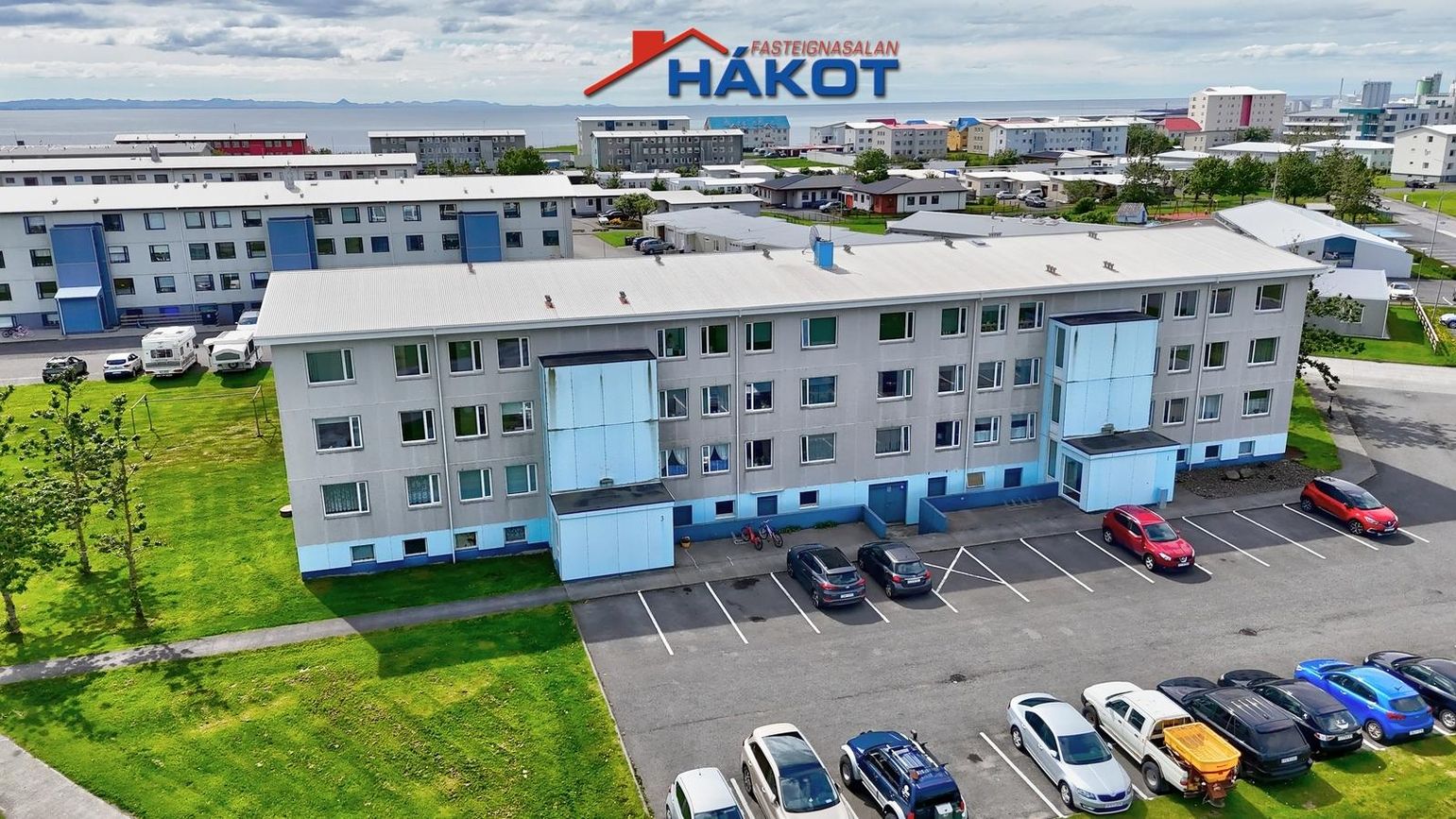 Vallarbraut 1, 300 Akranes