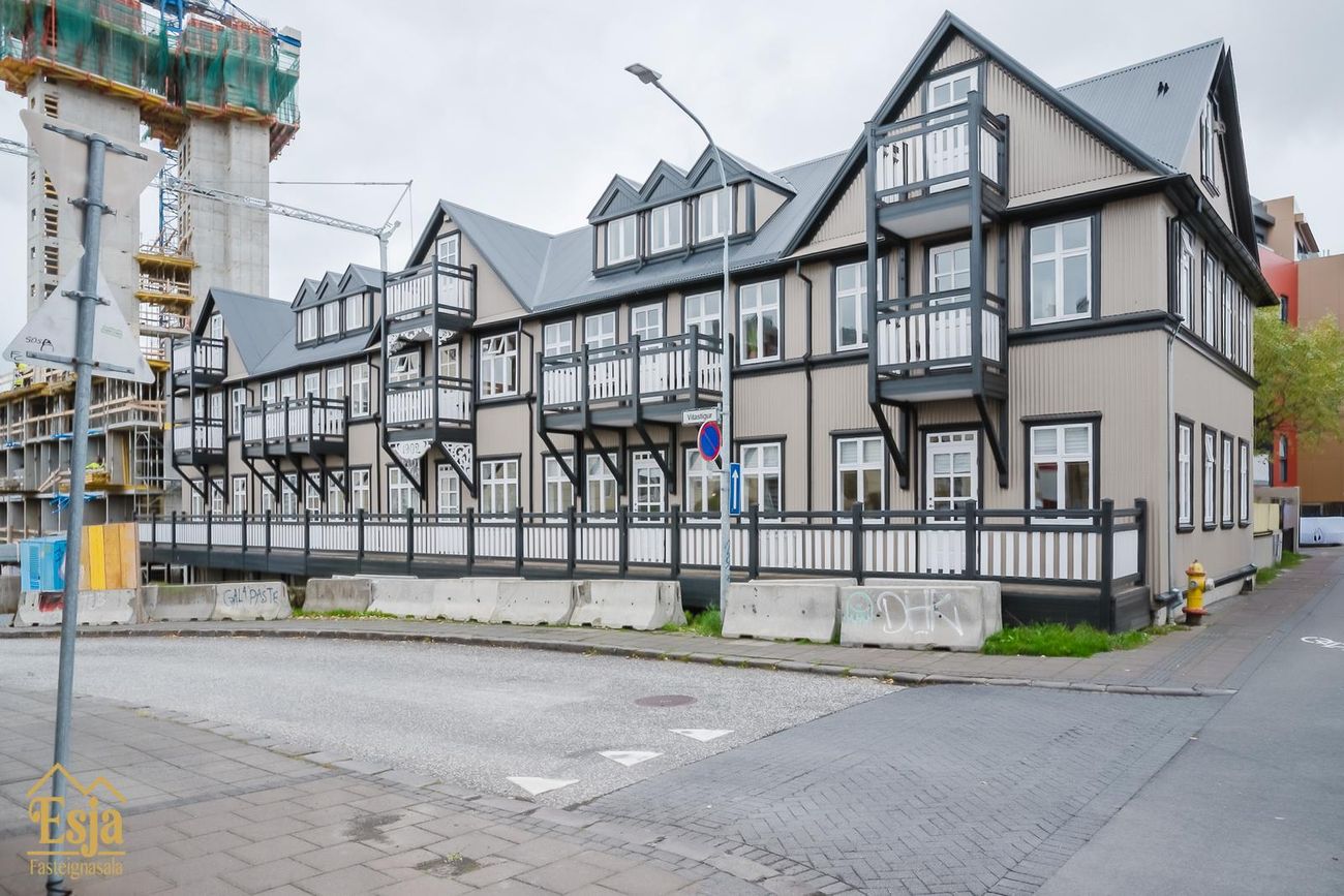 Hverfisgata 83, 101 Reykjavík
