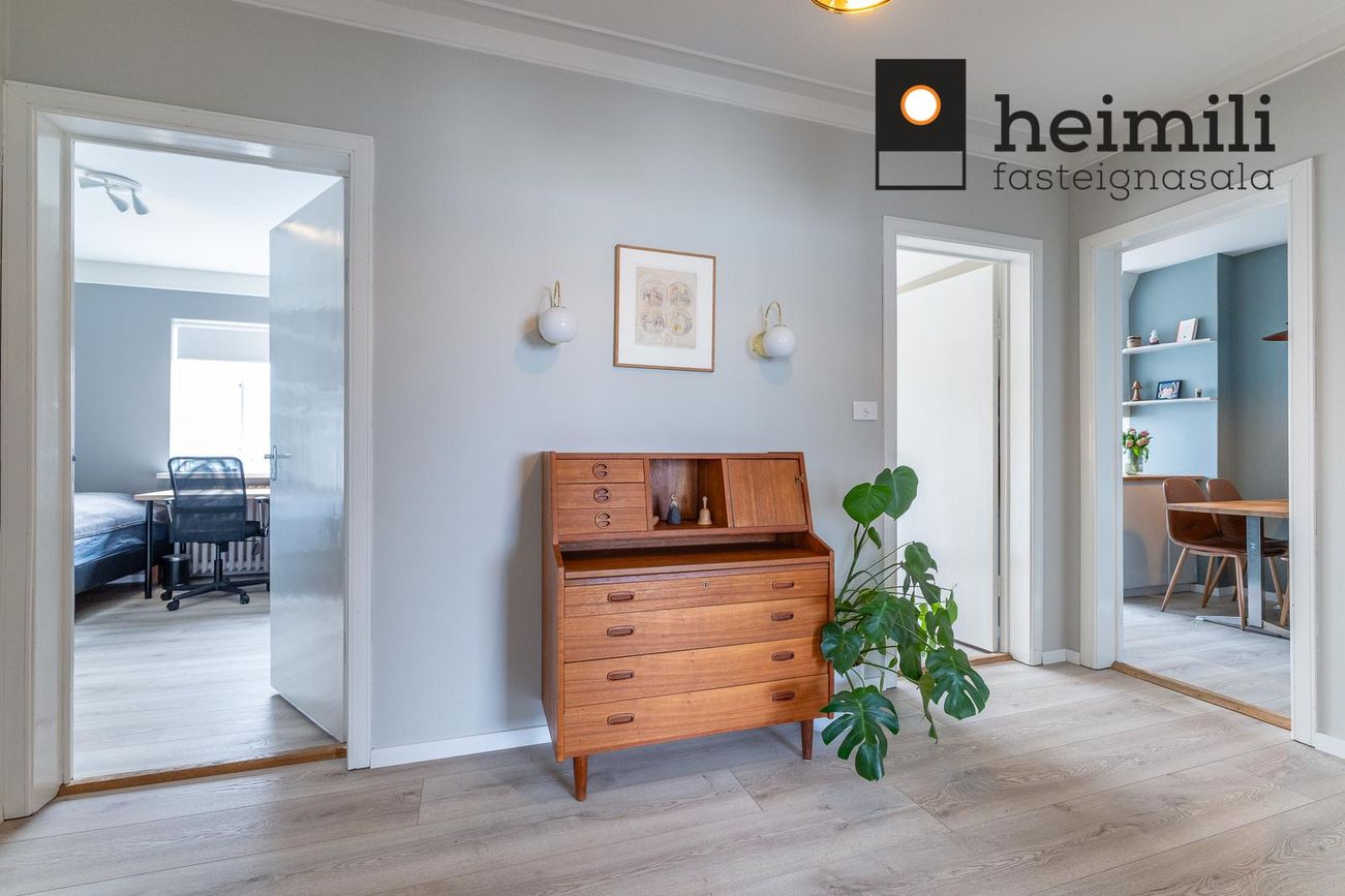 Eskihlíð 22, 105 Reykjavík