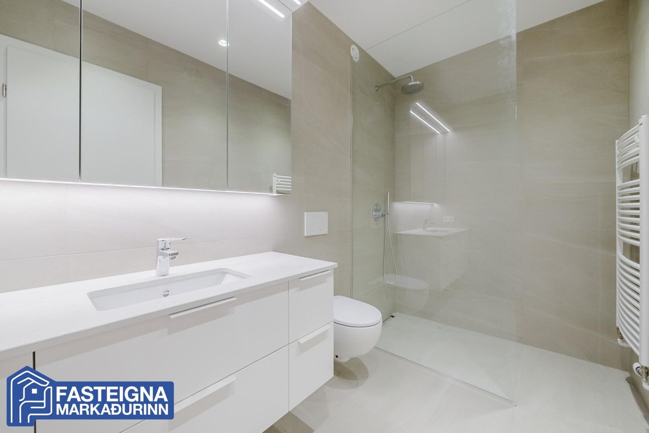 Naustavör 62 - 0308, 200 Kópavogur