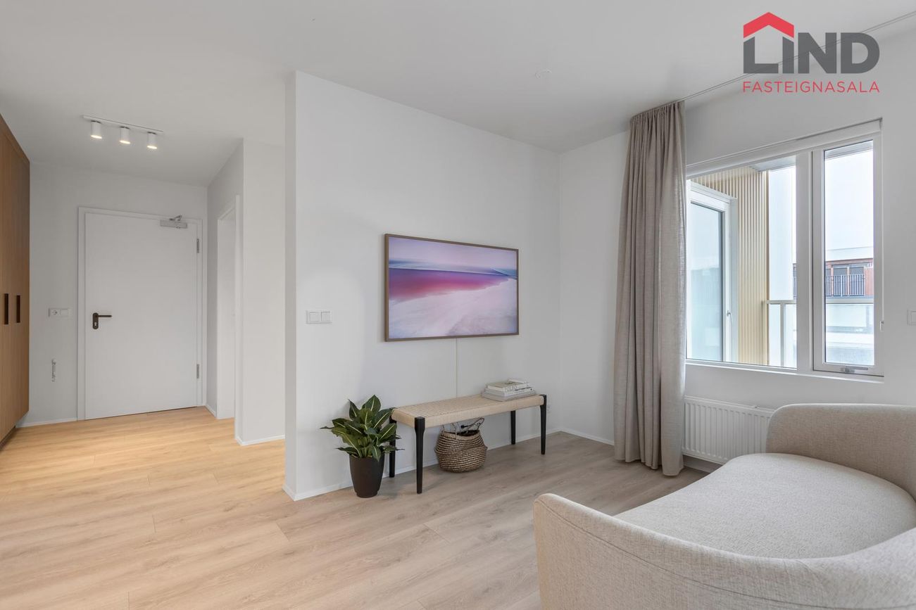 Hafnarbraut 8, 200 Kópavogur