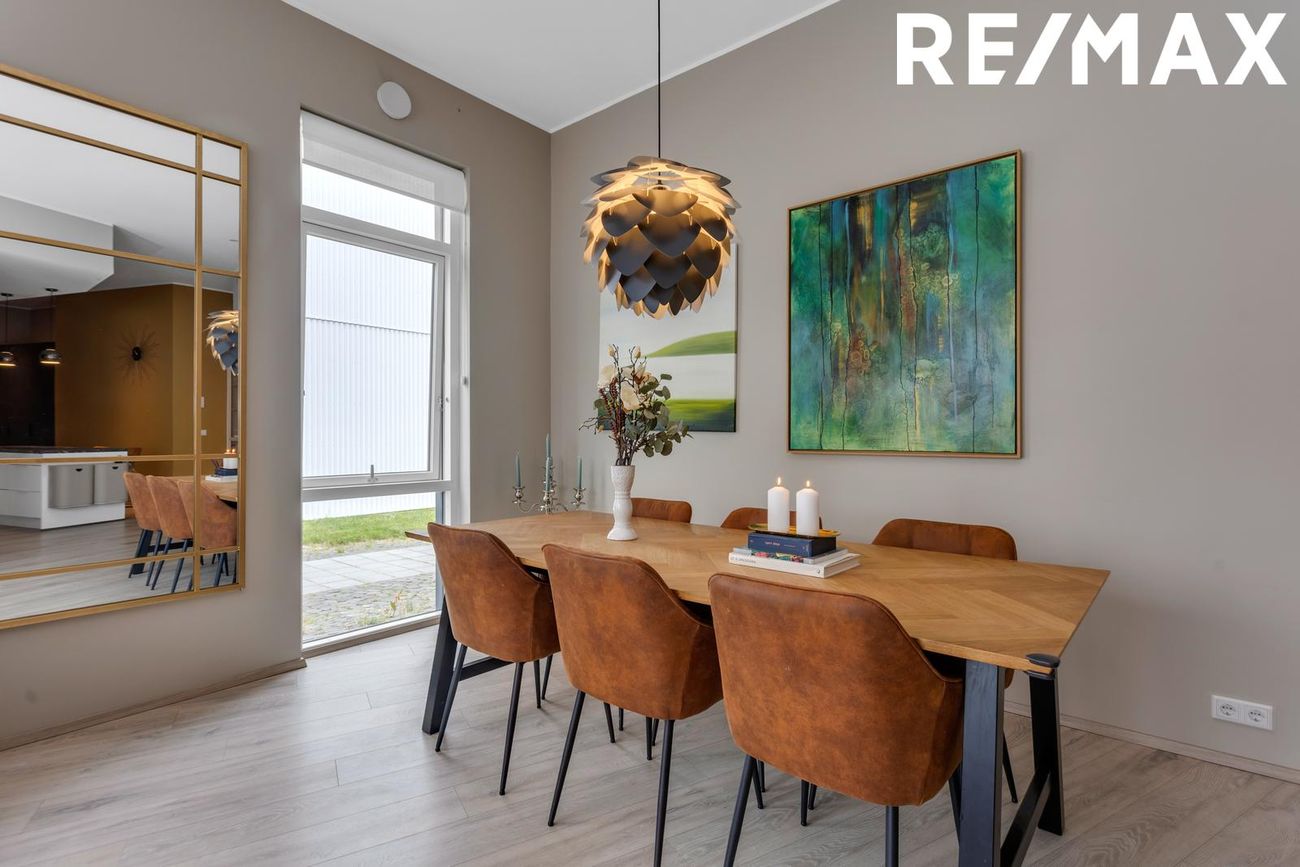 Dugguvogur 8, 104 Reykjavík