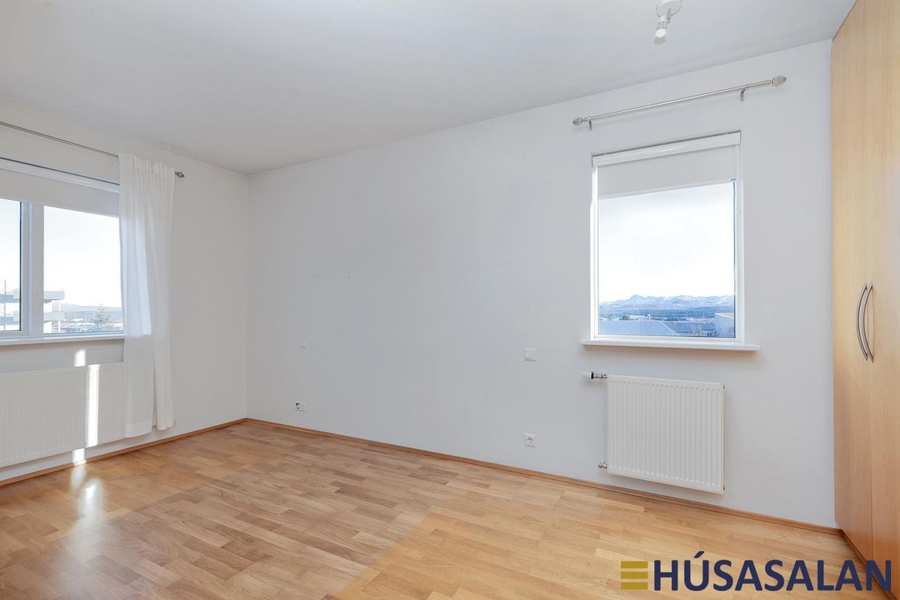 Álfkonuhvarf 39, 203 Kópavogur
