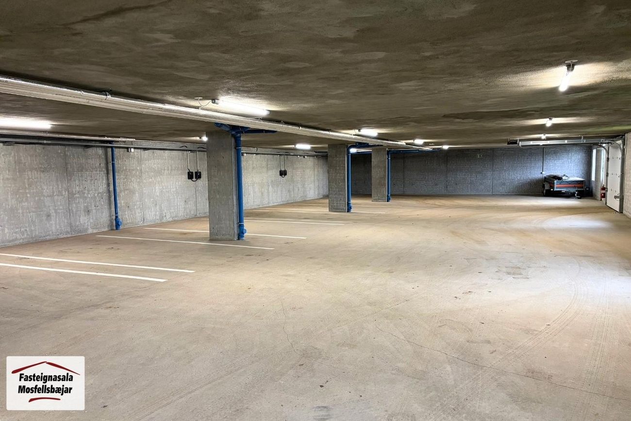 Úugata 8, 270 Mosfellsbær