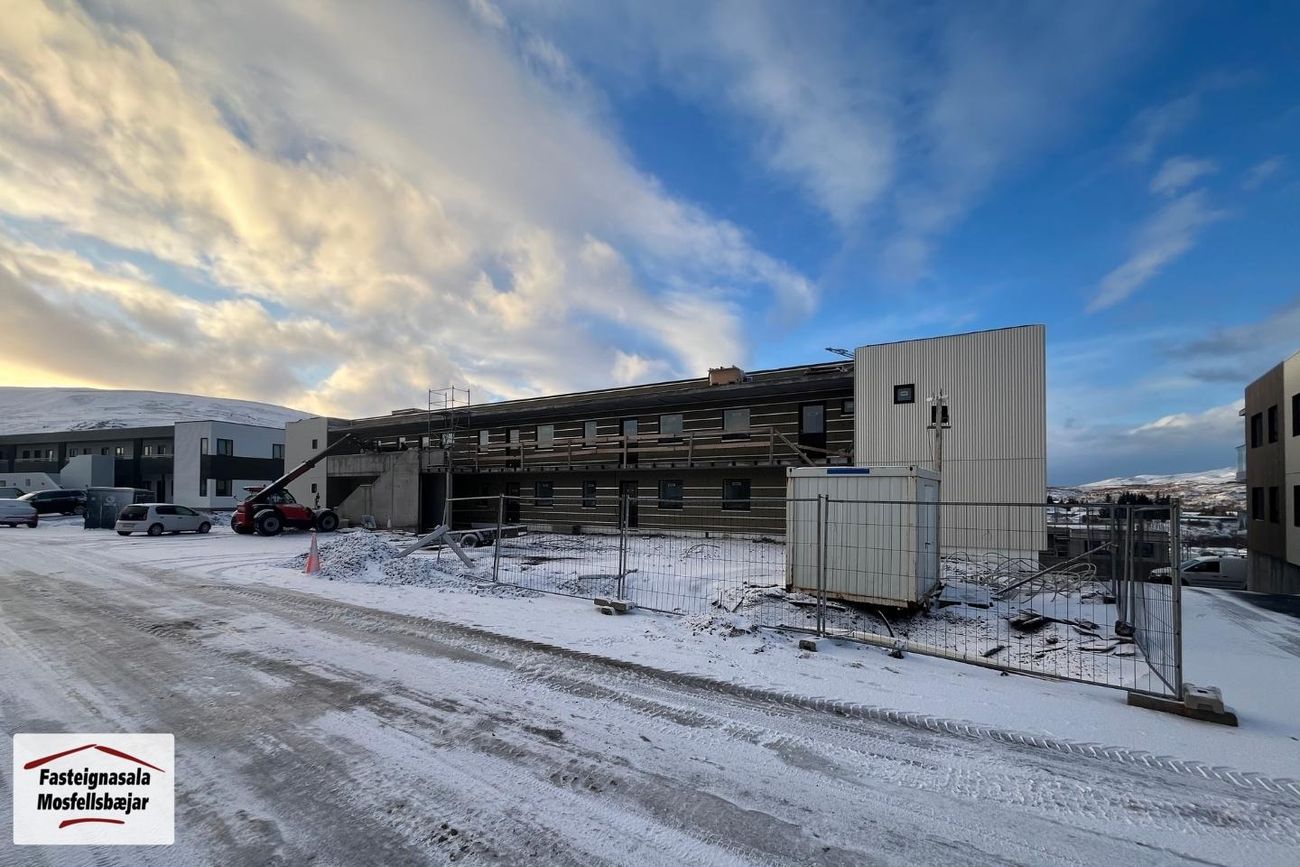 Úugata 8, 270 Mosfellsbær