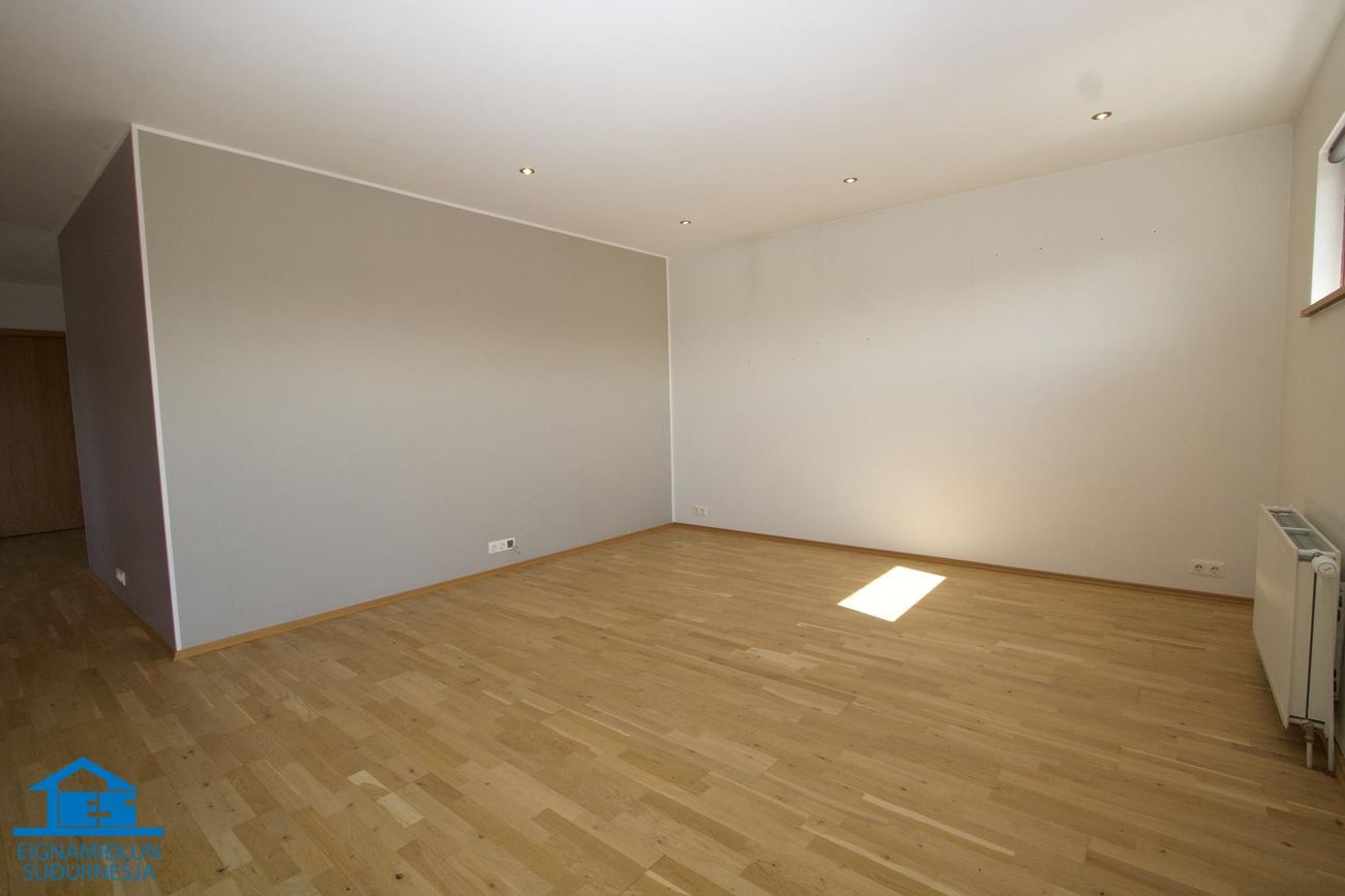 Tjarnabakki 4, 260 Reykjanesbær