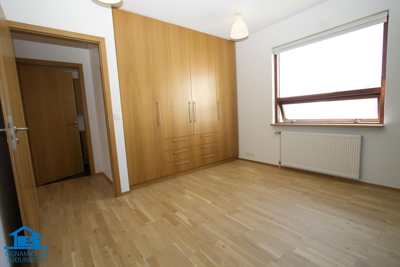 Tjarnabakki 4, 260 Reykjanesbær