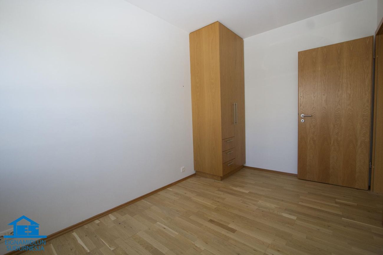 Tjarnabakki 4, 260 Reykjanesbær