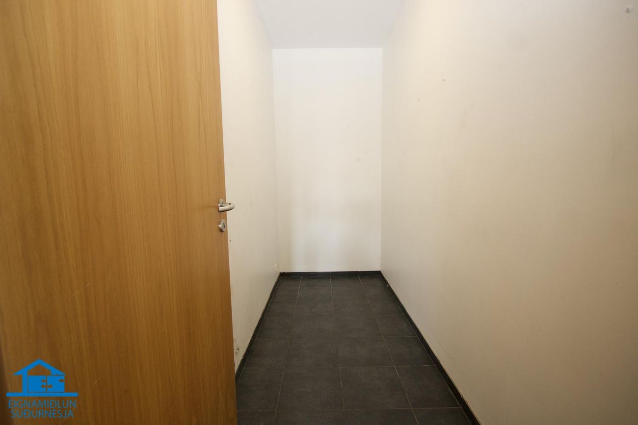 Tjarnabakki 4, 260 Reykjanesbær