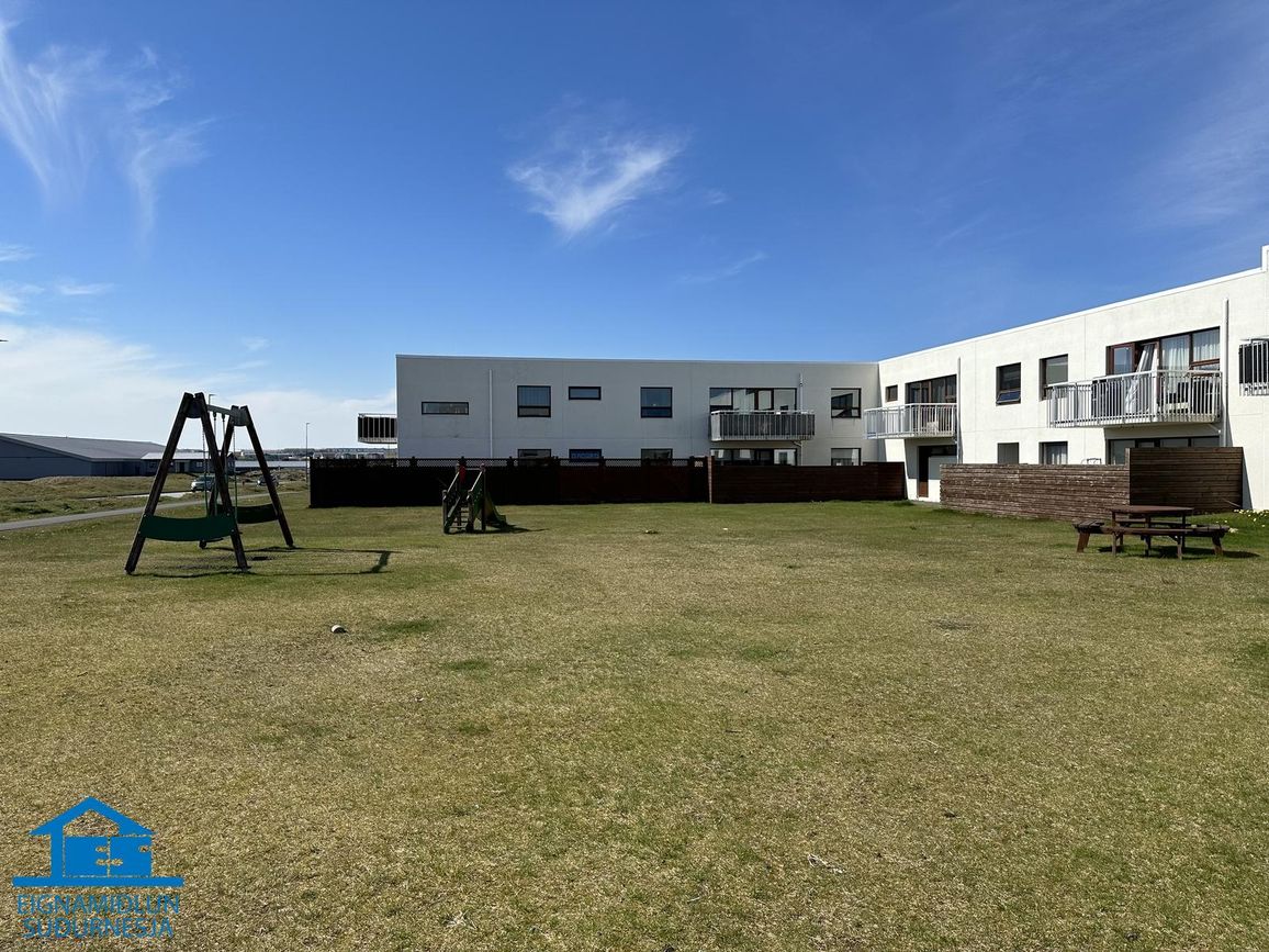 Tjarnabakki 4, 260 Reykjanesbær