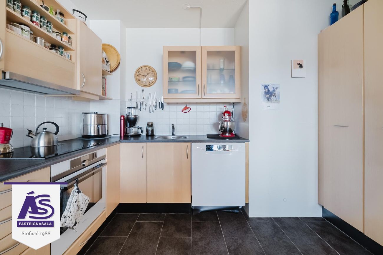 Berjavellir 2 - 0408, 221 Hafnarfjörður