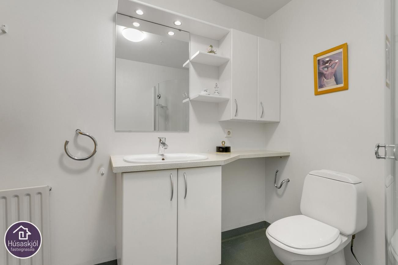 Sólvangsvegur 1, 220 Hafnarfjörður