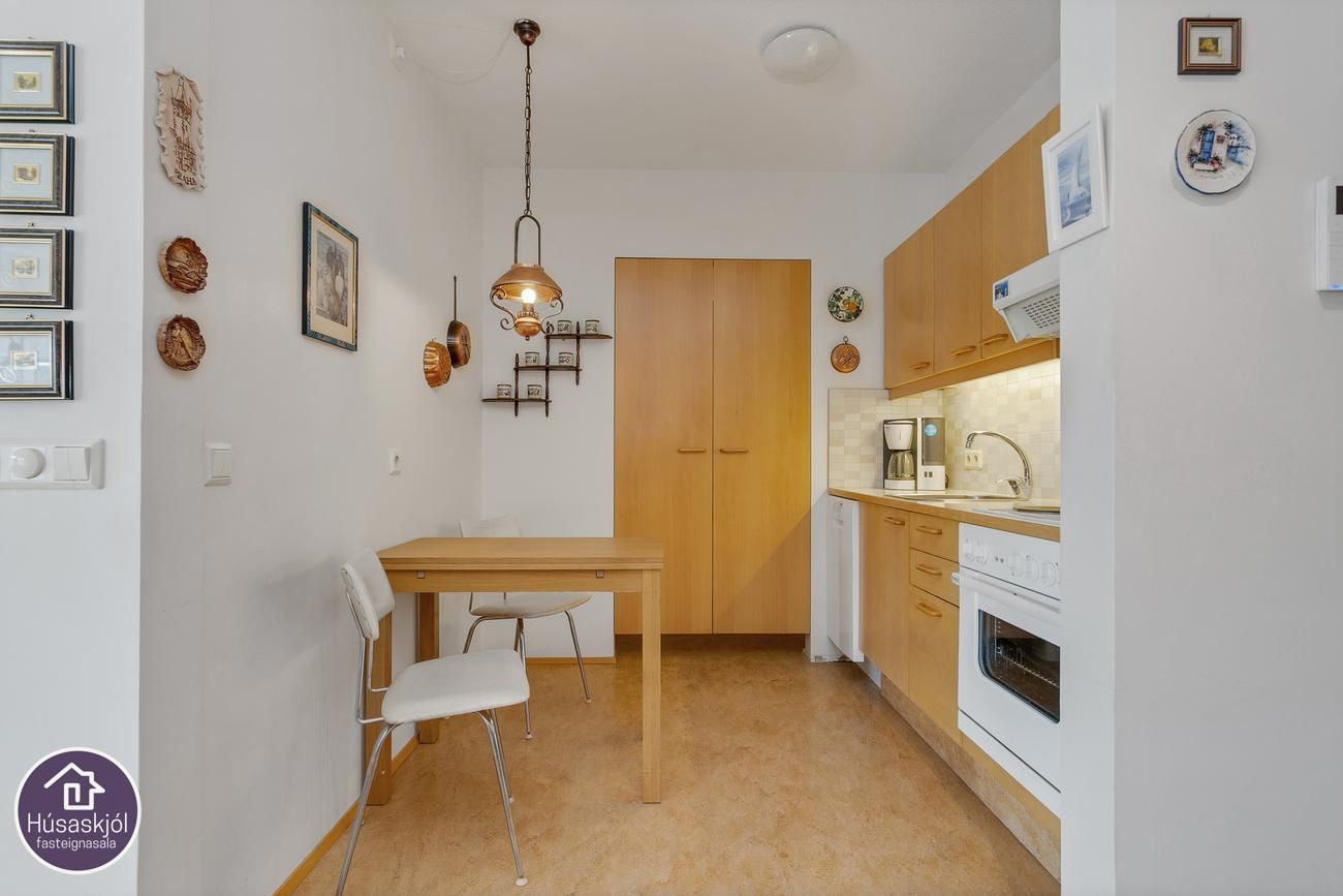 Sólvangsvegur 1, 220 Hafnarfjörður