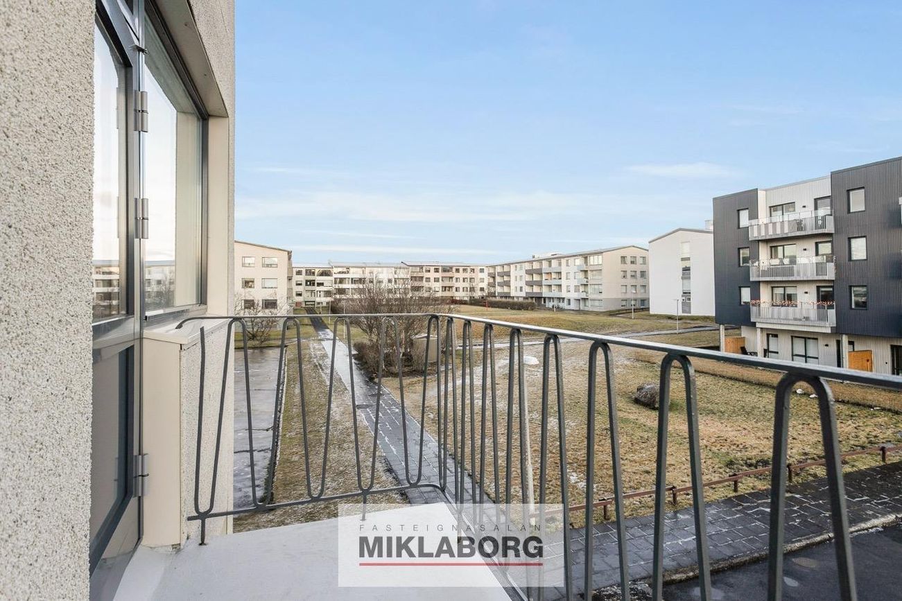 Hraunbær 2 - 0201, 110 Reykjavík