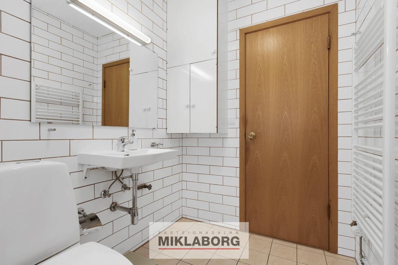 Hraunbær 2 - 0201, 110 Reykjavík