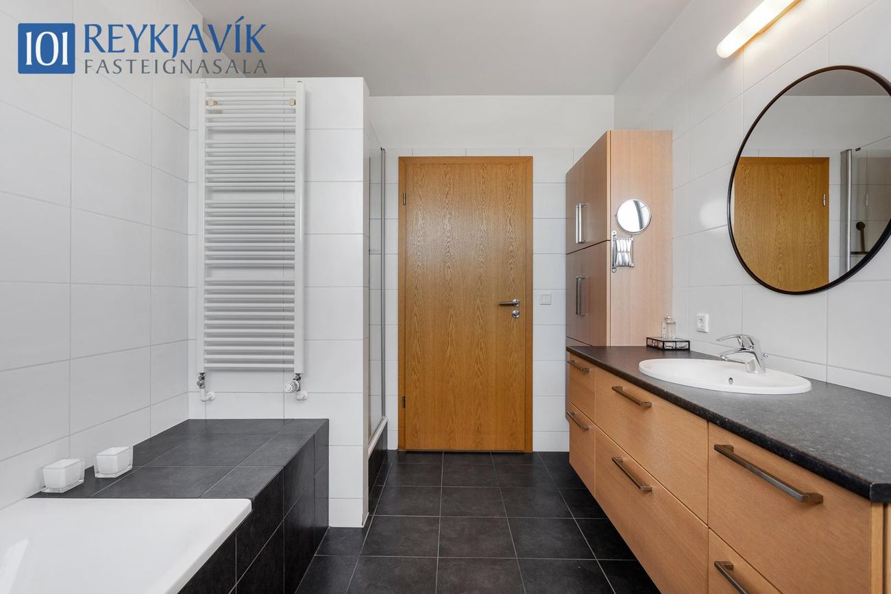 Vindakór 16, 203 Kópavogur