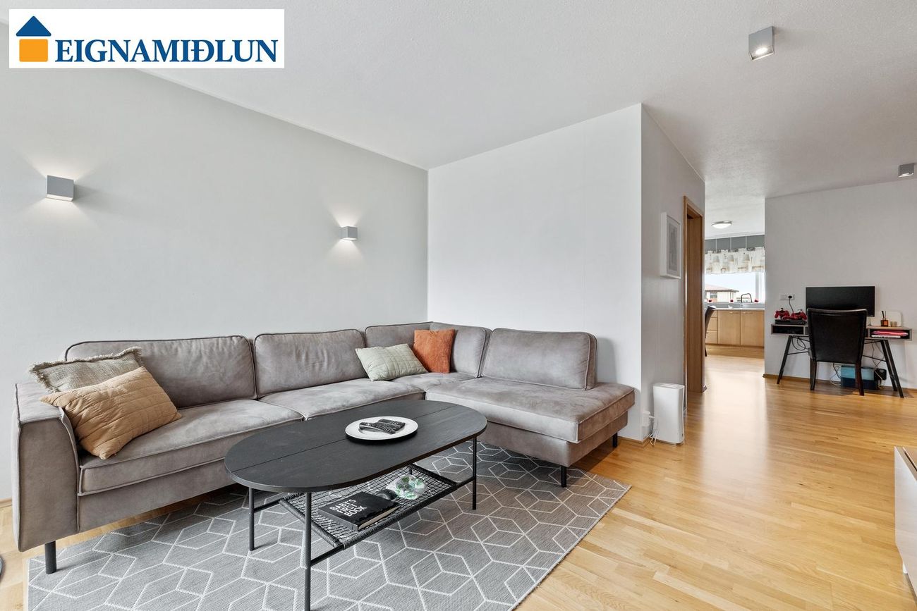 Silfurtún 8, 250 Sveitarfélagið Garður