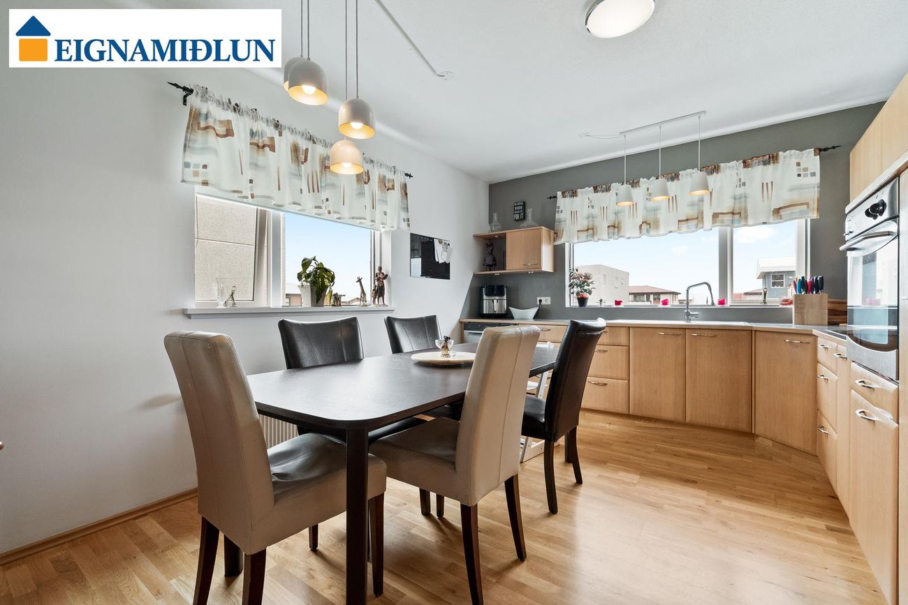 Silfurtún 8, 250 Sveitarfélagið Garður