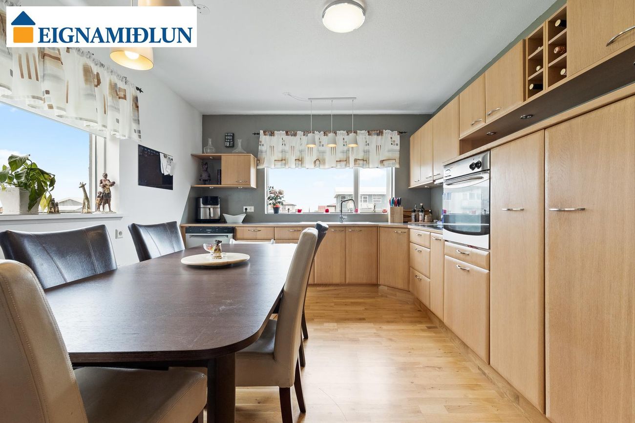 Silfurtún 8, 250 Sveitarfélagið Garður