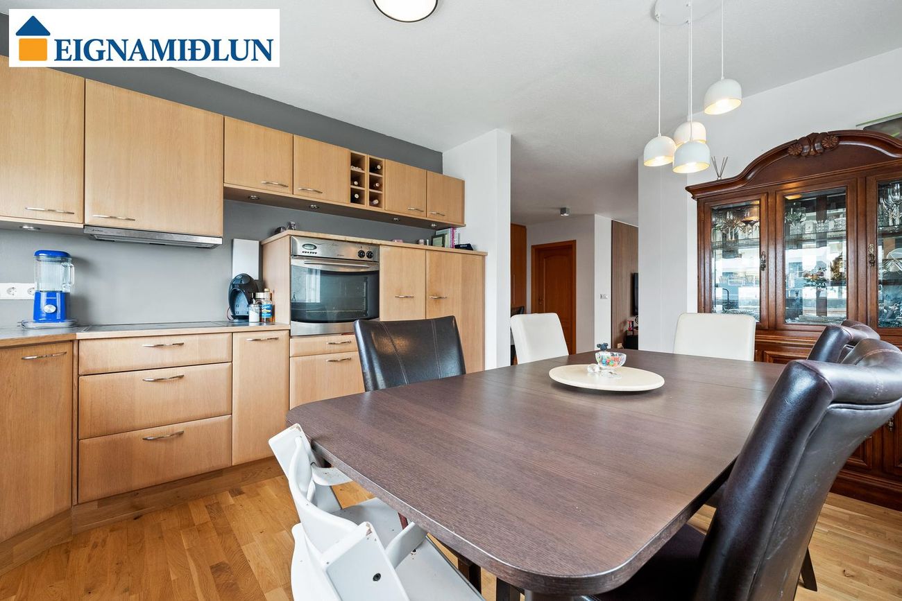 Silfurtún 8, 250 Sveitarfélagið Garður