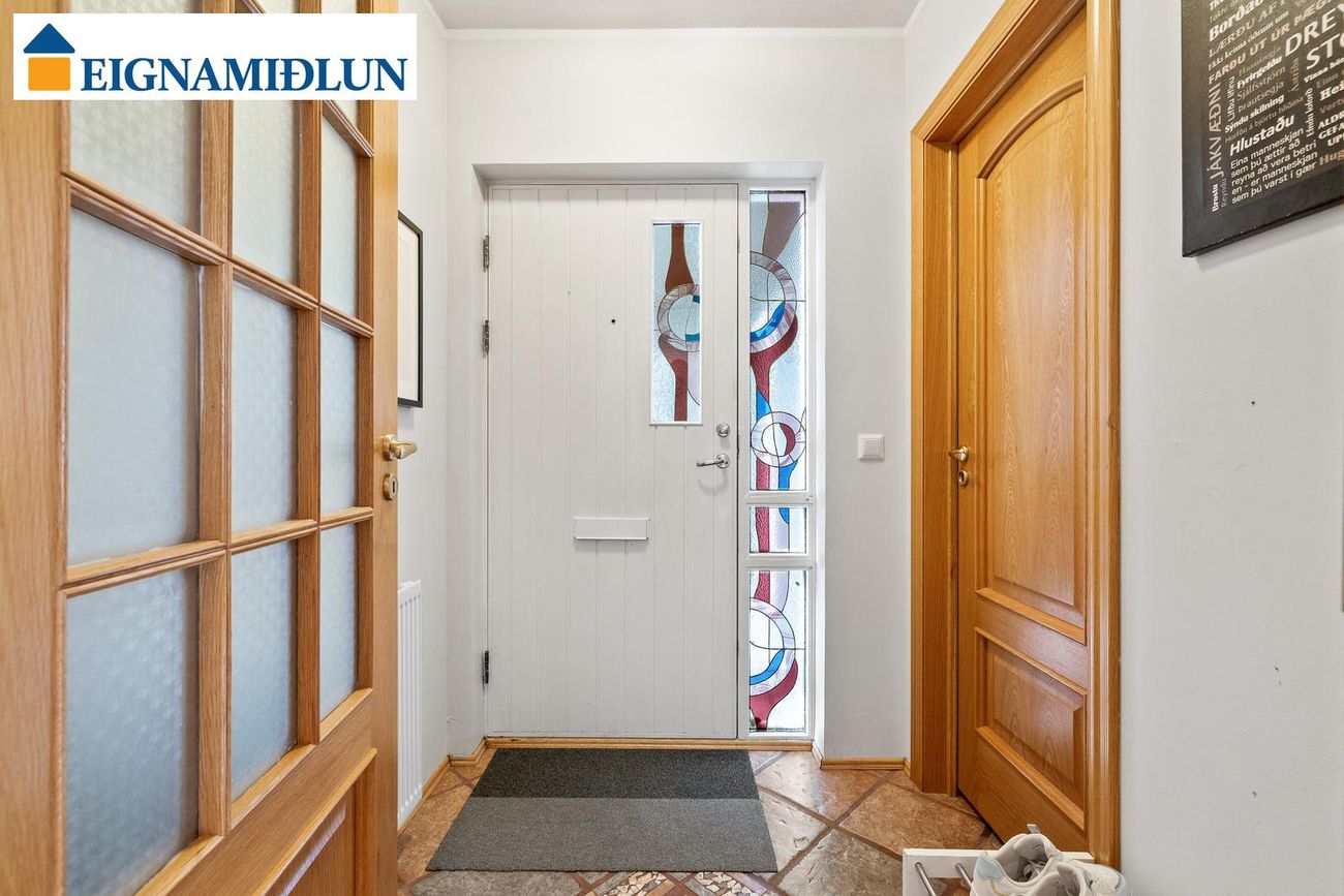 Silfurtún 8, 250 Sveitarfélagið Garður