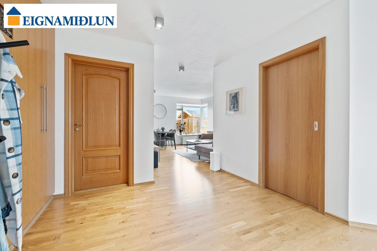 Silfurtún 8, 250 Sveitarfélagið Garður